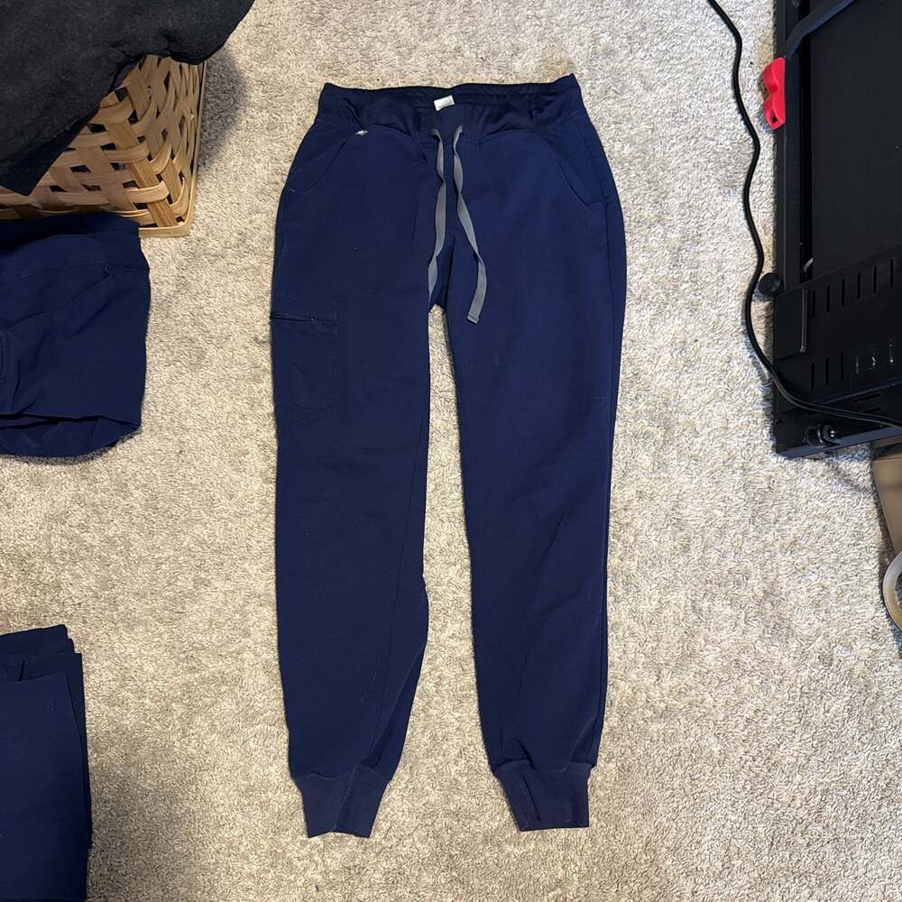 FIGS Technical Collection Zamora Jogger Scrub Pants in Navy Blue Size S